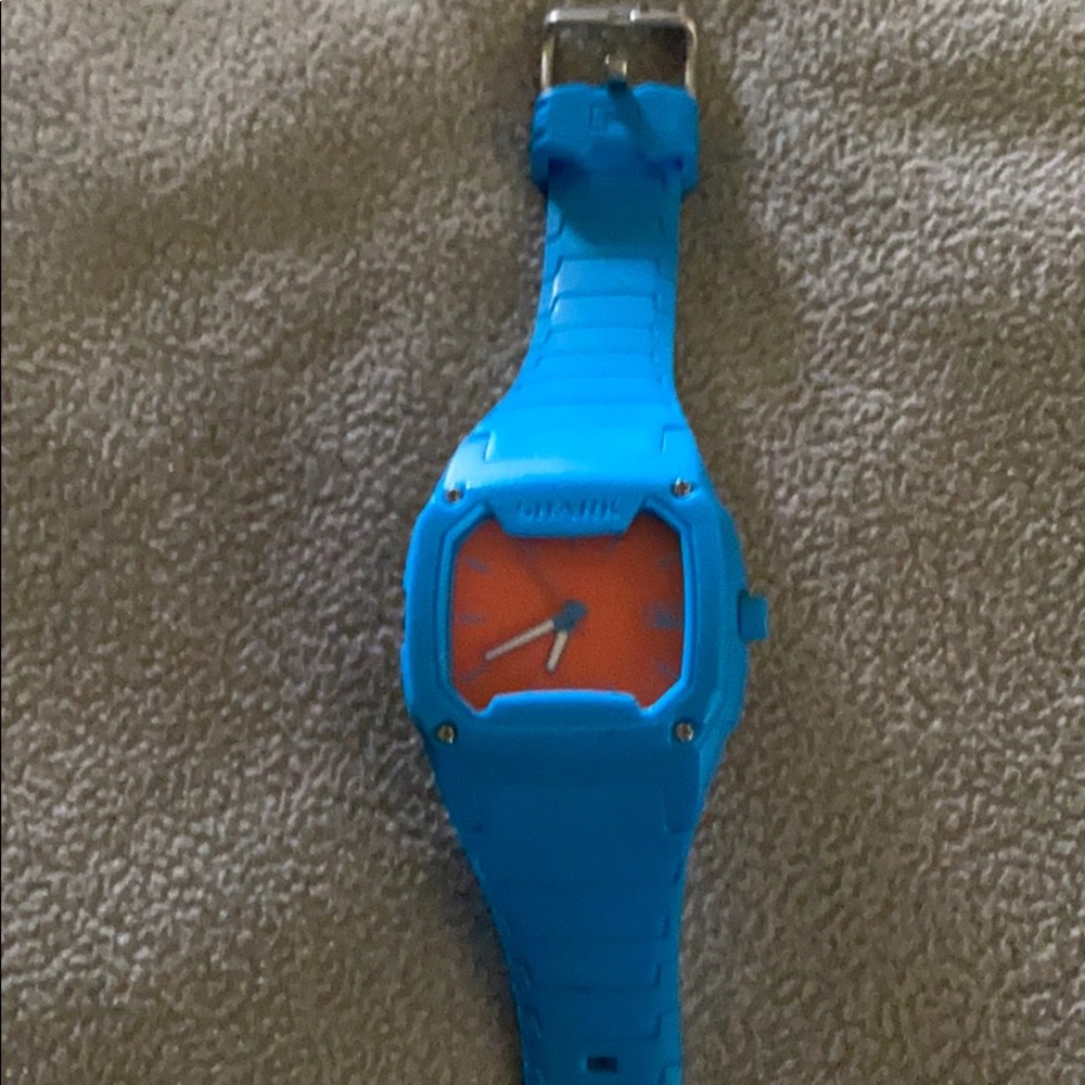 Bye and orange shark watch